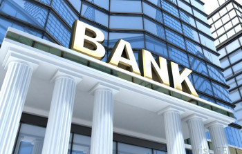 Azərbaycanda daha iki bank bağlandı